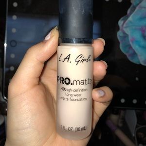 L.A Girl Pro Matte Foundation in Ivory